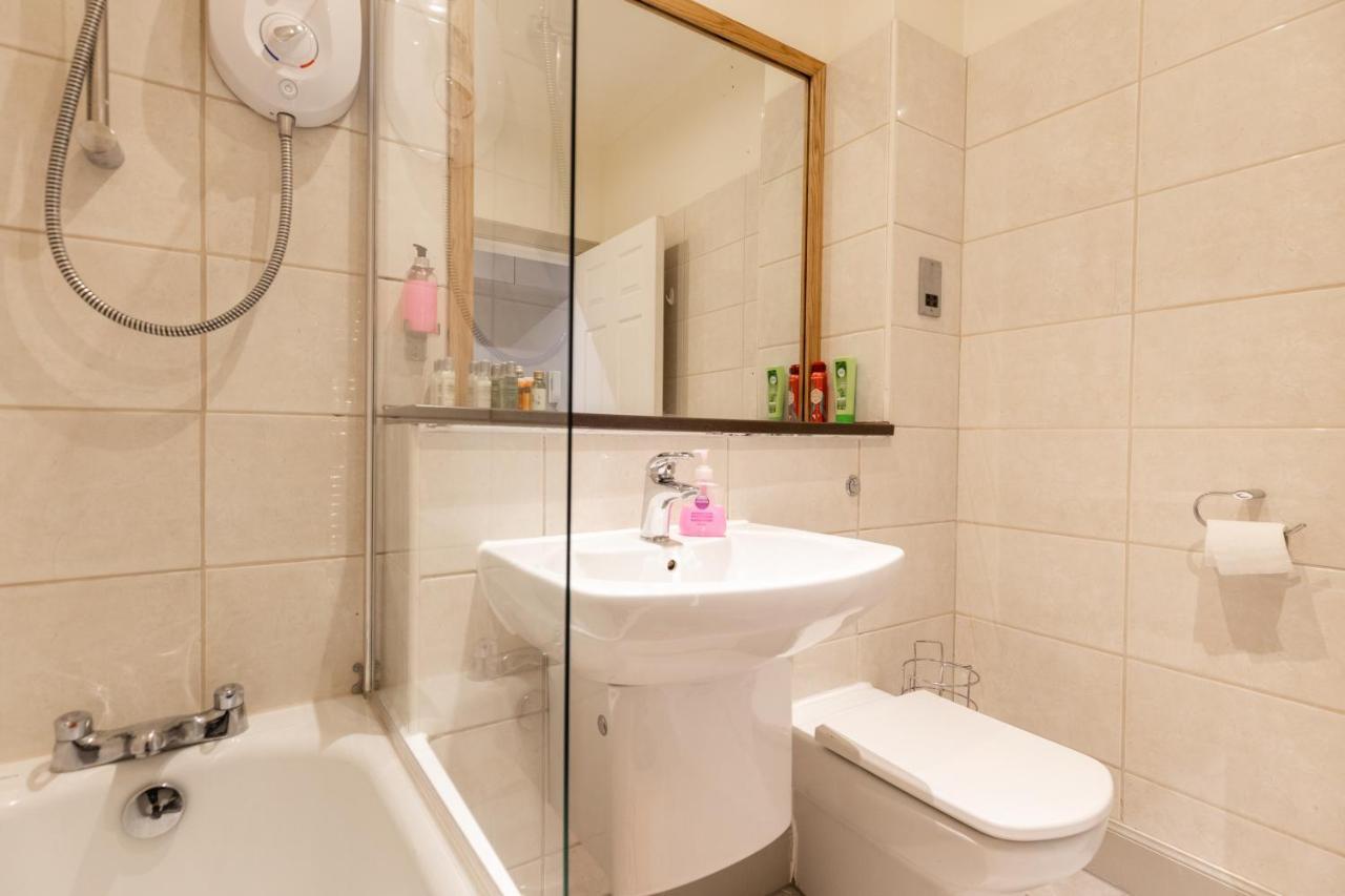Two Bedroom Apartment Within Walking Distance To City Centre إدنبرة المظهر الخارجي الصورة