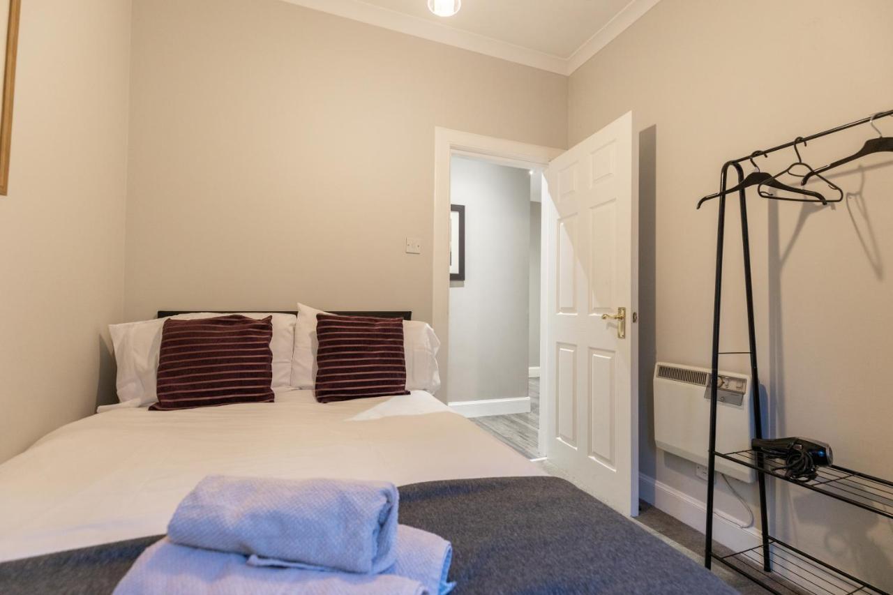 Two Bedroom Apartment Within Walking Distance To City Centre إدنبرة المظهر الخارجي الصورة